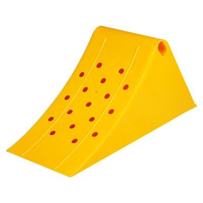 Упор (башмак) противооткатный, пластиковый, грузовой 48х20х22см. (AJU09) ("AIRLINE") для грузовых автомобилей