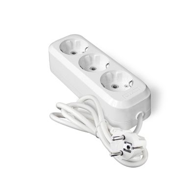 Удлинитель бытовой UNIVersal E-303А (1722) 3 места 3м З/К 3680Вт 16А белый ПВС 3*1,5мм