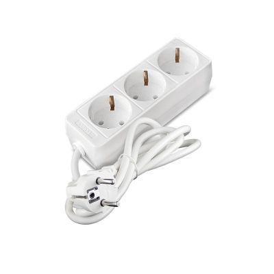 Удлинитель бытовой СОЮЗ (481S-9301) 3 места 1,5м З/К 2200Вт ПВС