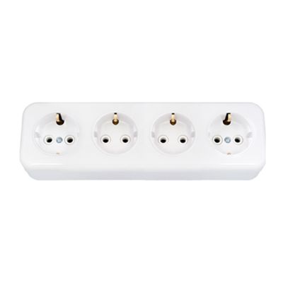 Розетка РА16-245 4-ая з/к белая BYLECTRICA