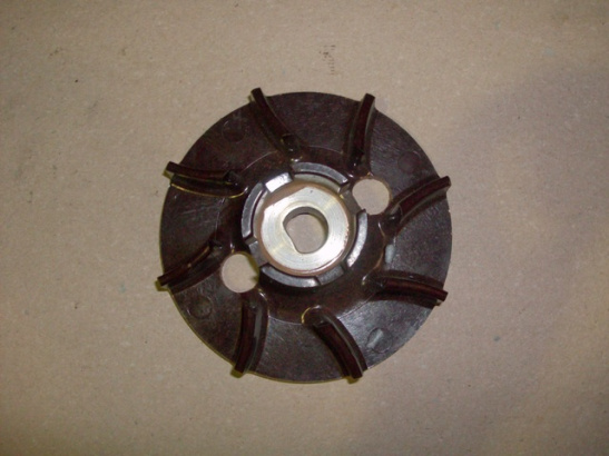 *130-1307032-А4   КРЫЛЬЧАТКА   ВОДЯНОГО  НАСОСА