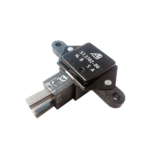 57.3702(-06) ЩЕТОЧНЫЙ УЗЕЛ В СБОРЕ С РЕГУЛЯТОРОМ НАПРЯЖЕНИЯ а/м ВАЗ, ГАЗ (генераторы серии 94....3701, 32....3771) 14В.