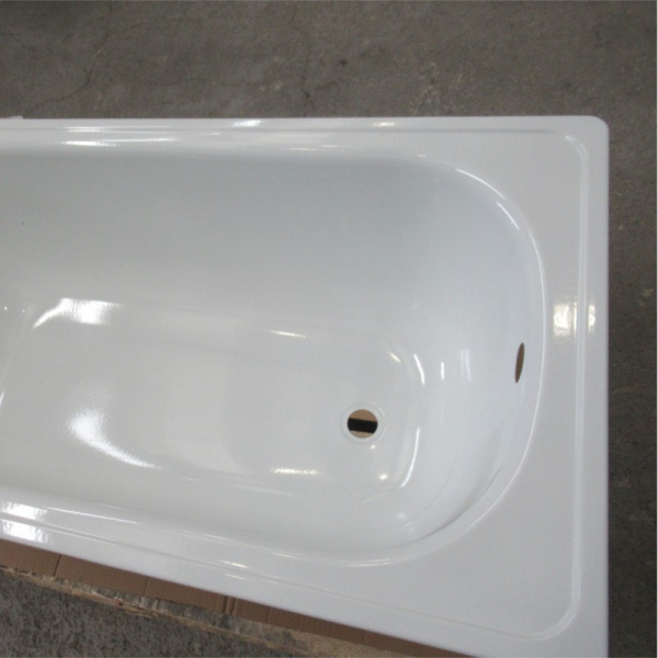 Ванна стальная 1400x700x400 мм, без ножек, белая, строительная №2 уцененная (г. Екатеринбург)