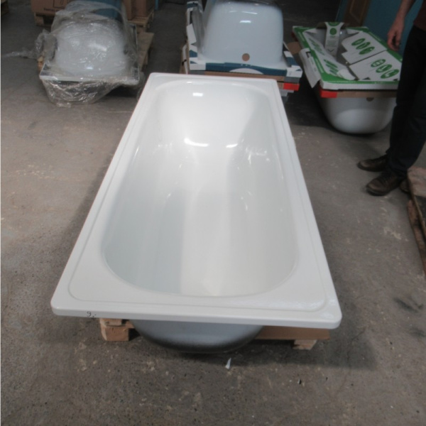 Ванна стальная 1700x700x400 мм, без ножек, белый, строительная №9 уцененная (г. Екатеринбург)