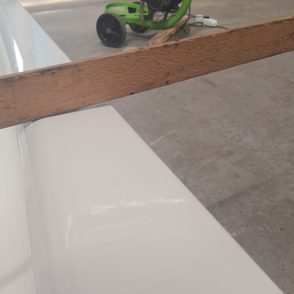 Ванна стальная 1600x700x400 мм, без ножек, белая, Reimar №27 уцененная (г. Екатеринбург)