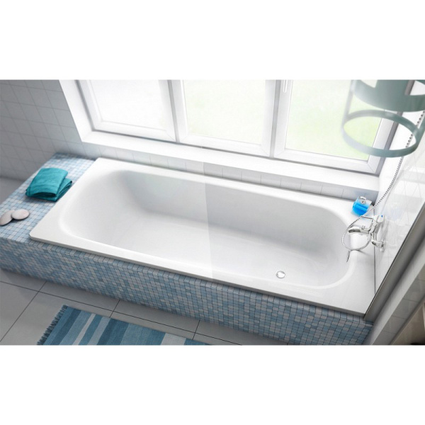 Ванна стальная 1700x700x390 мм, белая, BLB, Universal HG,  ножки в комплекте, Португалия