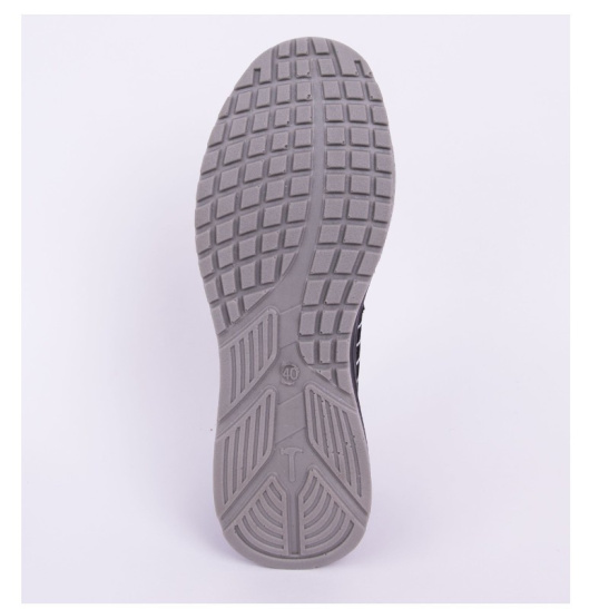 Кроссовки "УльтраЛайт" ПУ/ТПУ, МП р.47, цв.черный арт.752Т