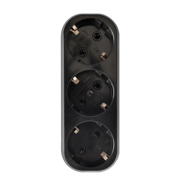 Разветвитель UNIVersal (1942) 3 места З/К плоский черный 16А 250В