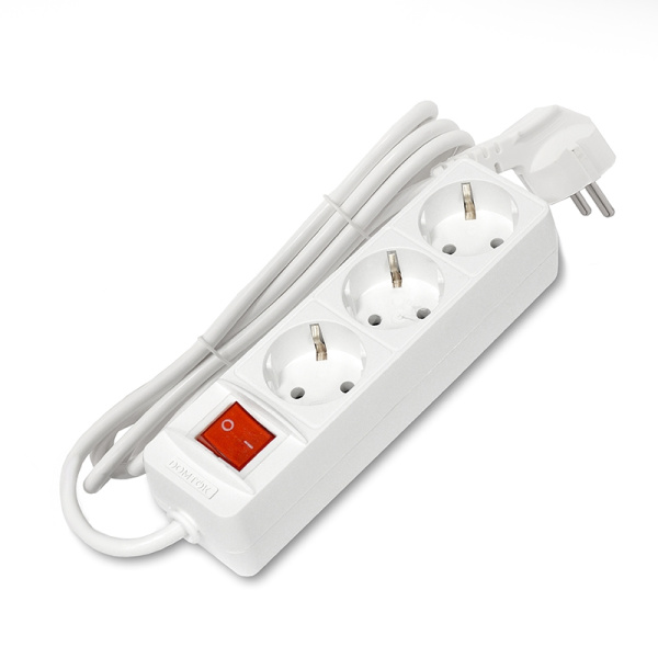 Удлинитель бытовой DOMTOK (2379) 3 места 1,5м 3500Вт З/К выкл. ПВС 3*1