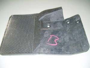 2705-5401232 БРЫЗГОВИК ПЕРЕДНИЙ ПРАВЫЙ/резинопластик