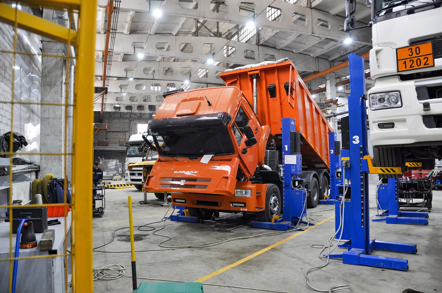 Открытие новой станции технического обслуживания коммерческого транспорта